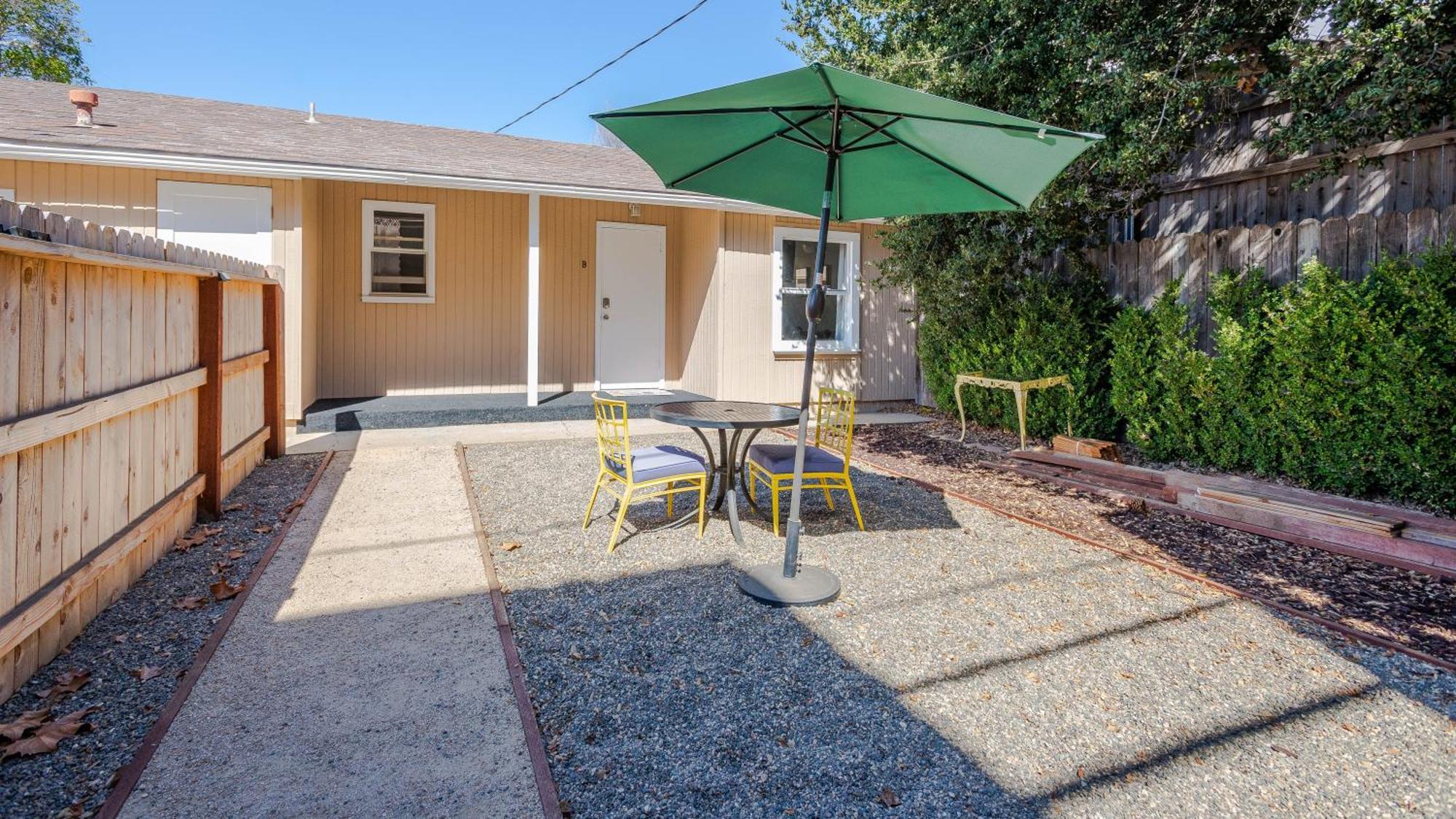 Solvang Bungalow B ภายนอก รูปภาพ