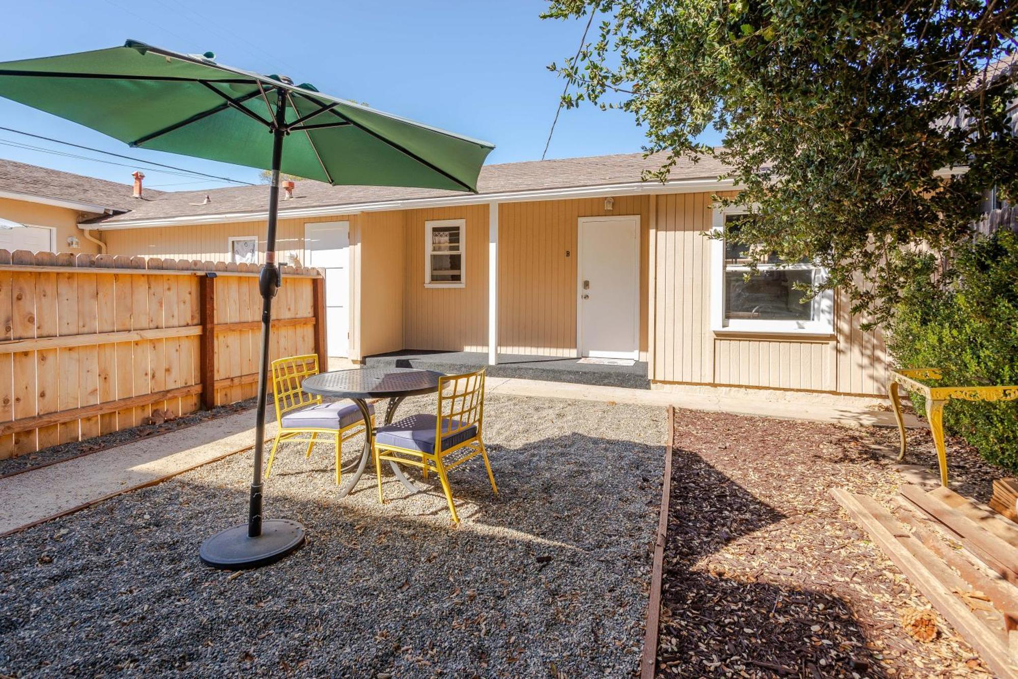 Solvang Bungalow B ภายนอก รูปภาพ